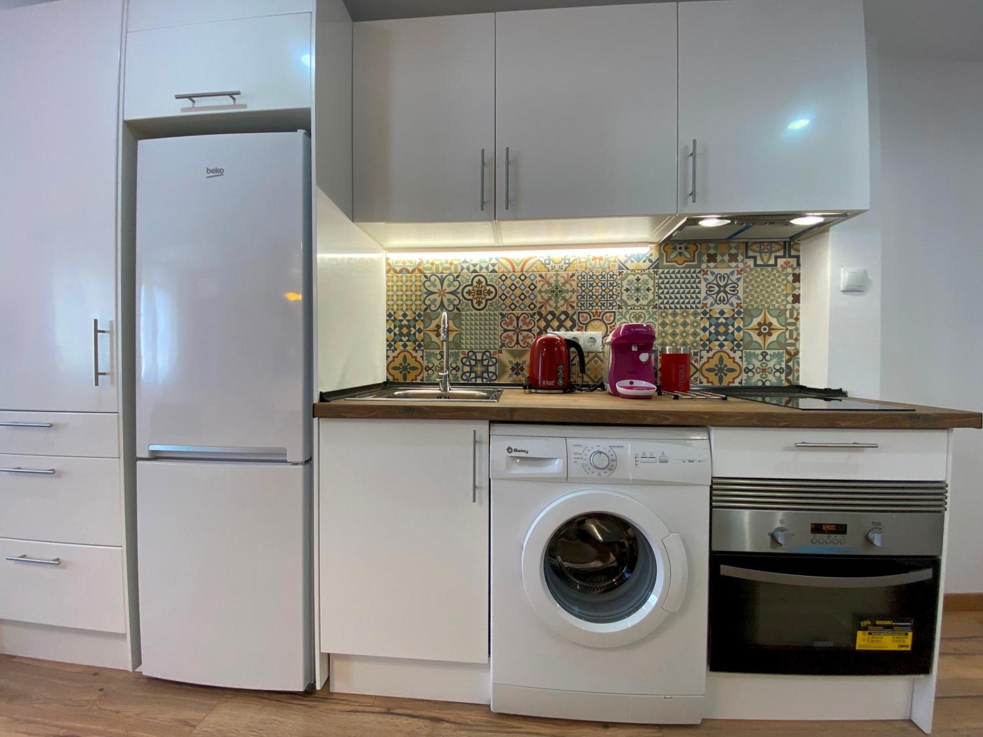Besos Gem Ii Apartment